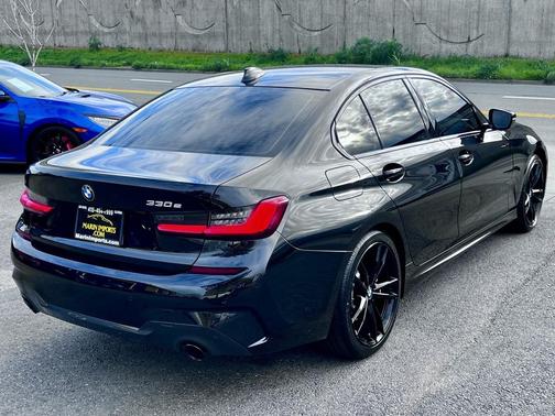 2021 BMW 330e 330e