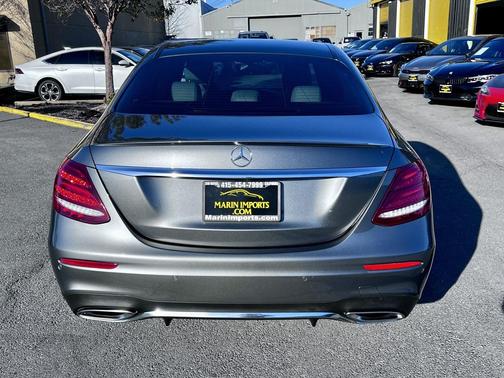 2018 Mercedes-Benz E-Class E 300