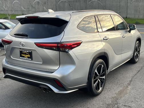 2021 Toyota Highlander XSE