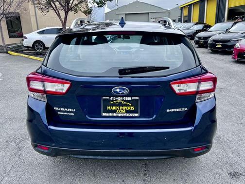 2019 Subaru Impreza 2.0i Premium