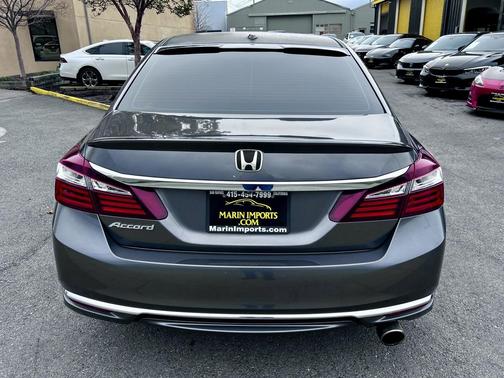2017 Honda Accord EX