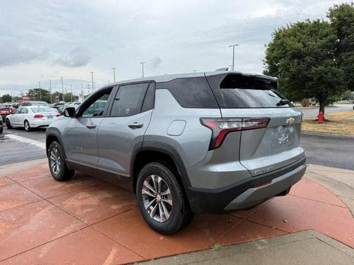 Sterling Gray Metallic 2027 Chevrolet Equinox LT