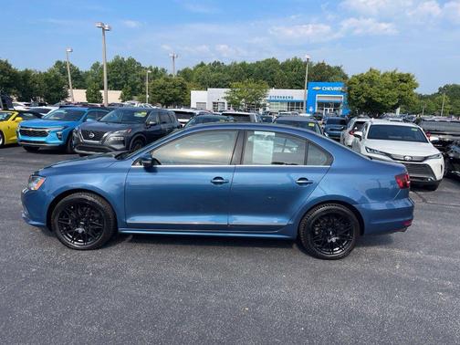 Silk Blue Metallic 2017 Volkswagen Jetta 1.8T SEL