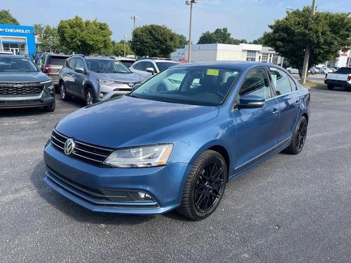 Silk Blue Metallic 2017 Volkswagen Jetta 1.8T SEL