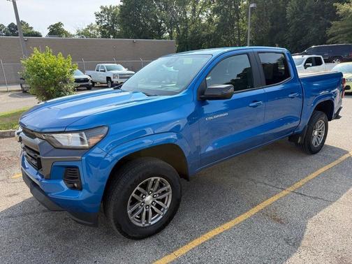 Glacier Blue Metallic 2023 Chevrolet Colorado LT