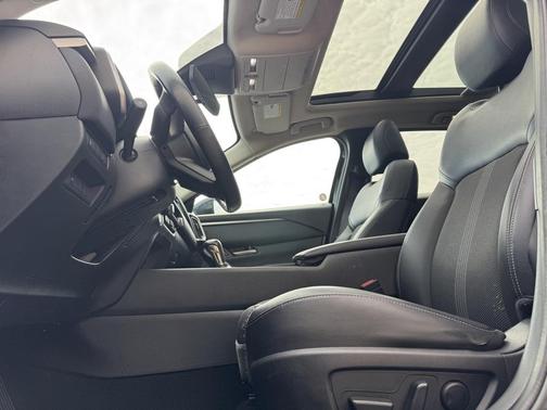 2023 Mazda CX-50 2.5 S Preferred Plus Package
