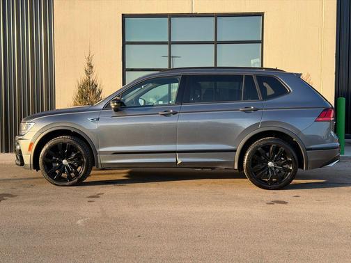 2021 Volkswagen Tiguan 2.0T SE R-Line Black 4MOTION
