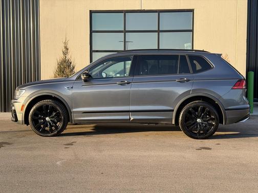 2021 Volkswagen Tiguan 2.0T SE R-Line Black 4MOTION