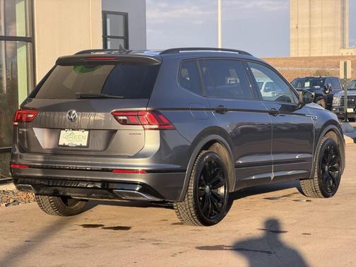 2021 Volkswagen Tiguan 2.0T SE R-Line Black 4MOTION
