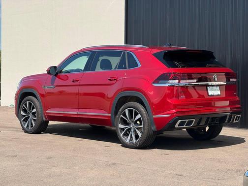 2025 Volkswagen Atlas Cross Sport 2.0T SEL Premium