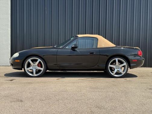 2002 Mazda MX-5 Miata SE