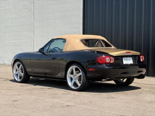 2002 Mazda MX-5 Miata SE