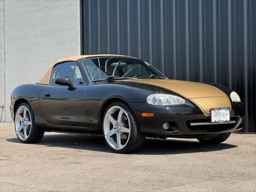 2002 Mazda MX-5 Miata SE