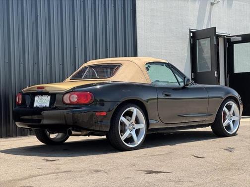 2002 Mazda MX-5 Miata SE