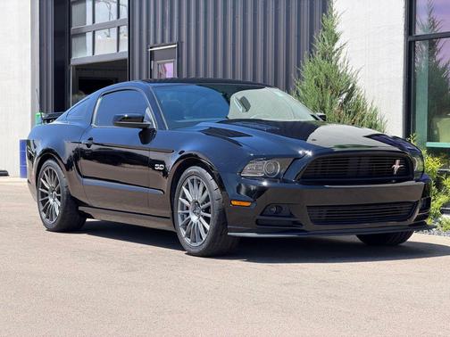 Black 2013 Ford Mustang GT Premium