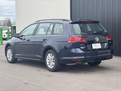 2017 Volkswagen Golf SportWagen TSI S