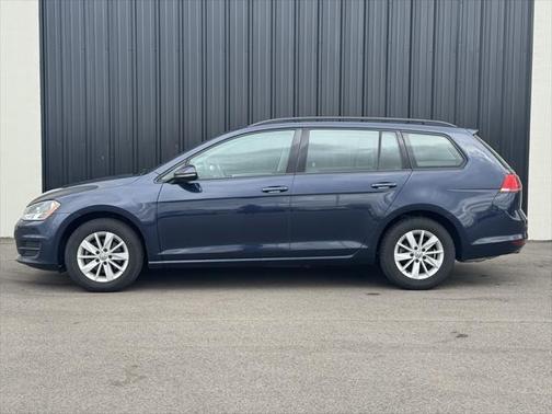 2017 Volkswagen Golf SportWagen TSI S
