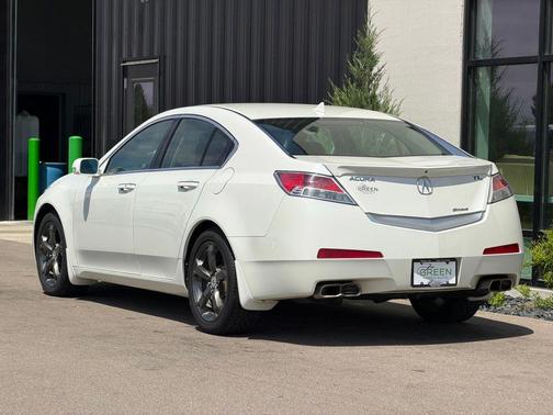 White 2011 Acura TL Technology