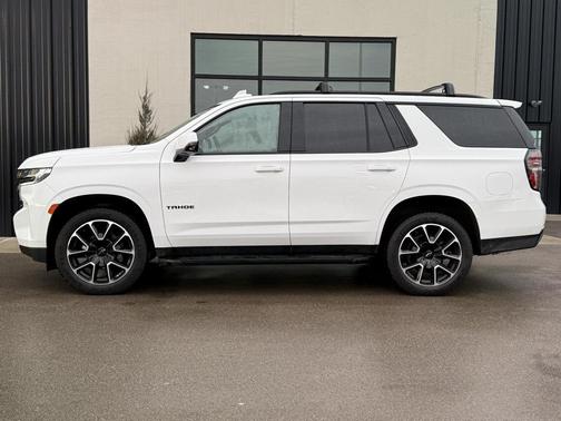 2022 Chevrolet Tahoe 4WD RST
