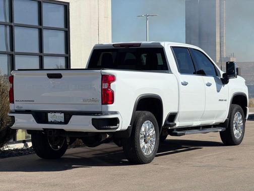 2021 Chevrolet Silverado 2500 High Country