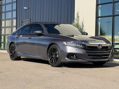2022 Honda Accord Touring 2.0T