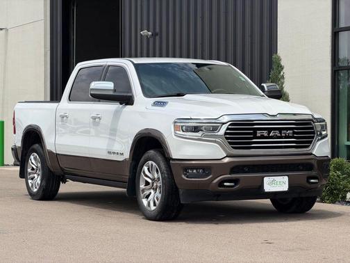 Ivory White Tri-Coat Pearlcoat 2022 RAM 1500 Longhorn