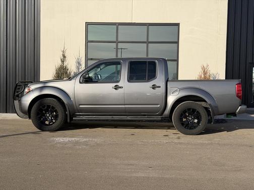 2021 Nissan Frontier SV