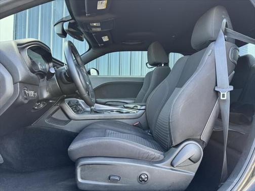 2015 Dodge Challenger SXT