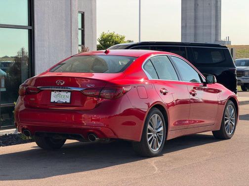 Dynamic Sunstone Red 2022 INFINITI Q50 3.0t LUXE