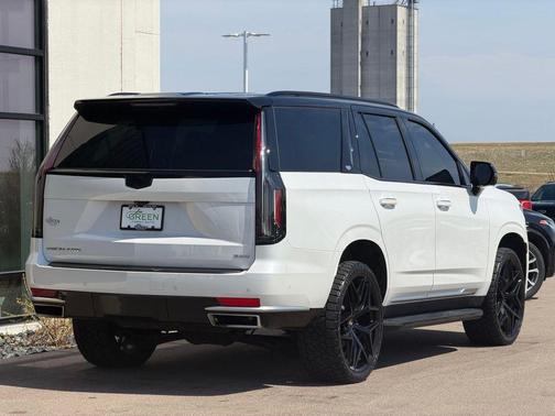 Crystal White Tricoat 2021 Cadillac Escalade Premium Luxury