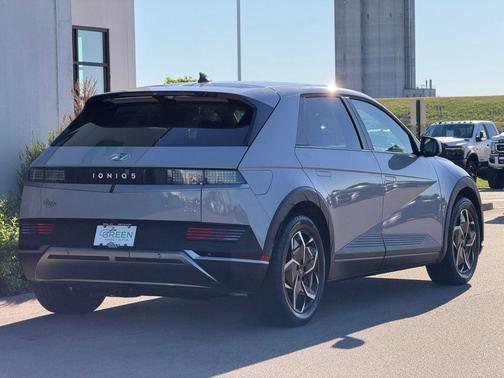 Cyber Gray 2024 Hyundai IONIQ 5 SEL