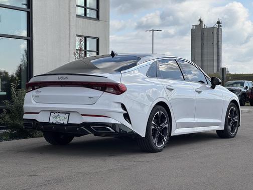 2024 Kia K5 GT-Line