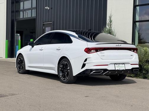2024 Kia K5 GT-Line