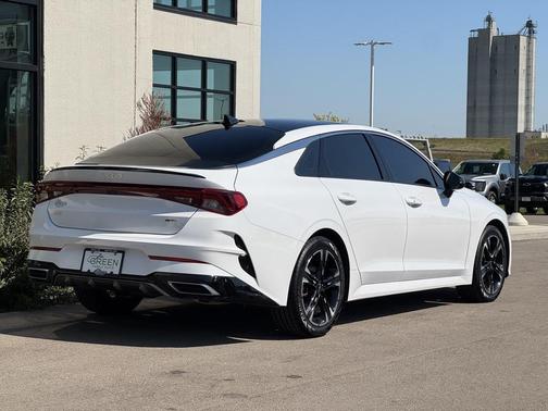 2024 Kia K5 GT-Line