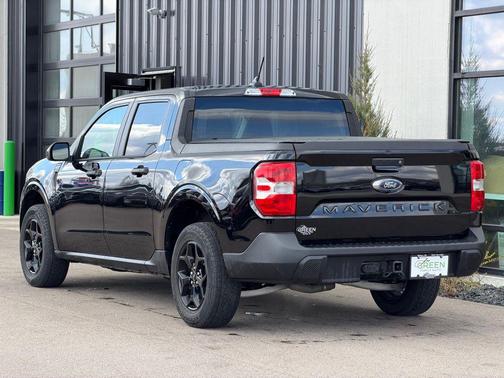 Shadow Black 2024 Ford Maverick XLT