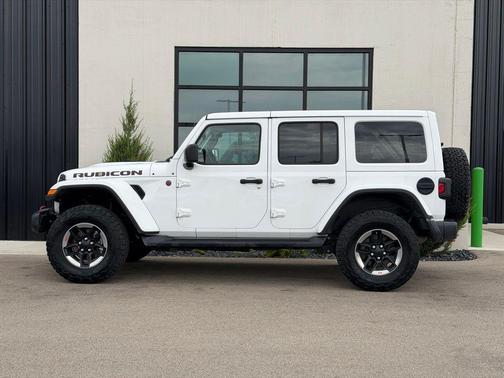 Bright White Clearcoat 2018 Jeep Wrangler Unlimited Rubicon