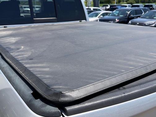 Bright Silver Metallic Clearcoat 2017 RAM 2500 Laramie Crew Cab 4x4 6'4' Box