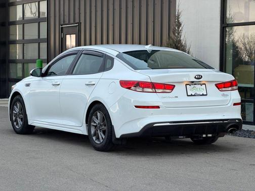 2020 Kia Optima LX