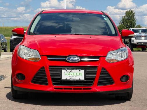 Race Red 2013 Ford Focus SE