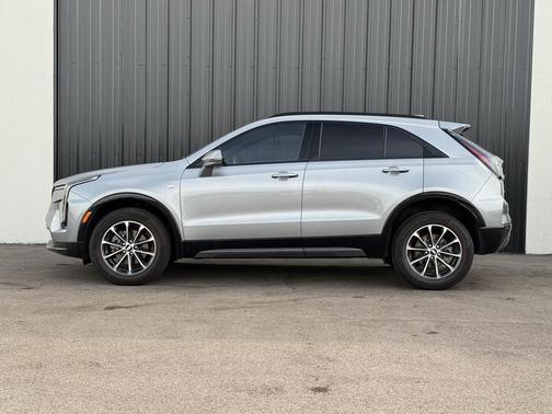 2024 Cadillac XT4 Sport