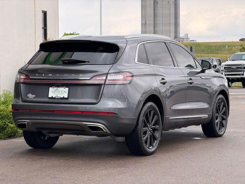 Asher Gray Metallic Clearcoat 2023 Lincoln Nautilus Reserve
