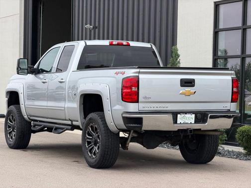 Silver Ice Metallic 2019 Chevrolet Silverado 1500 1LT