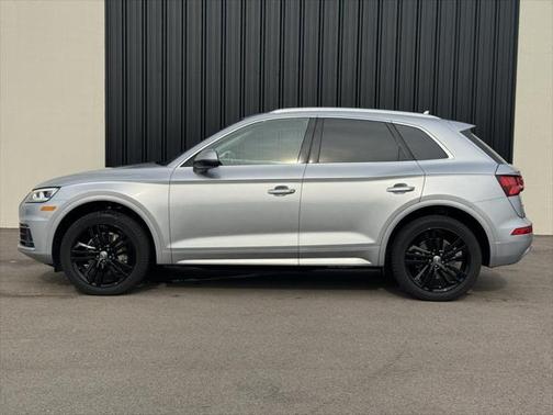 2018 Audi Q5 2.0T Premium Plus