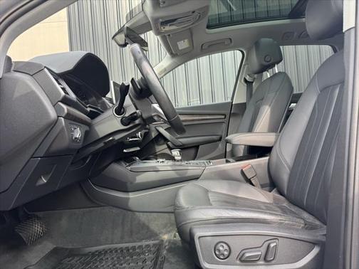 2018 Audi Q5 2.0T Premium Plus