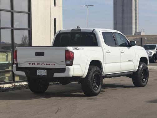 2016 Toyota Tacoma SR5