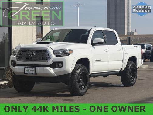2016 Toyota Tacoma SR5