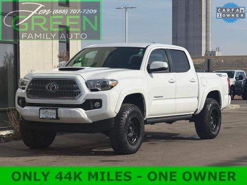 2016 Toyota Tacoma SR5