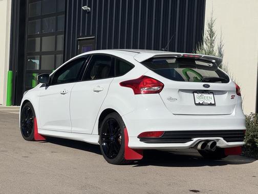 2018 Ford Focus ST ST