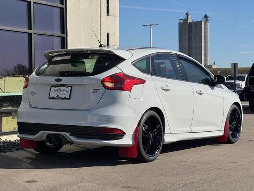 2018 Ford Focus ST ST