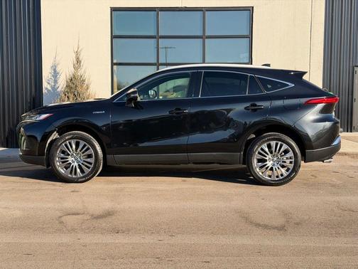 2021 Toyota Venza XLE